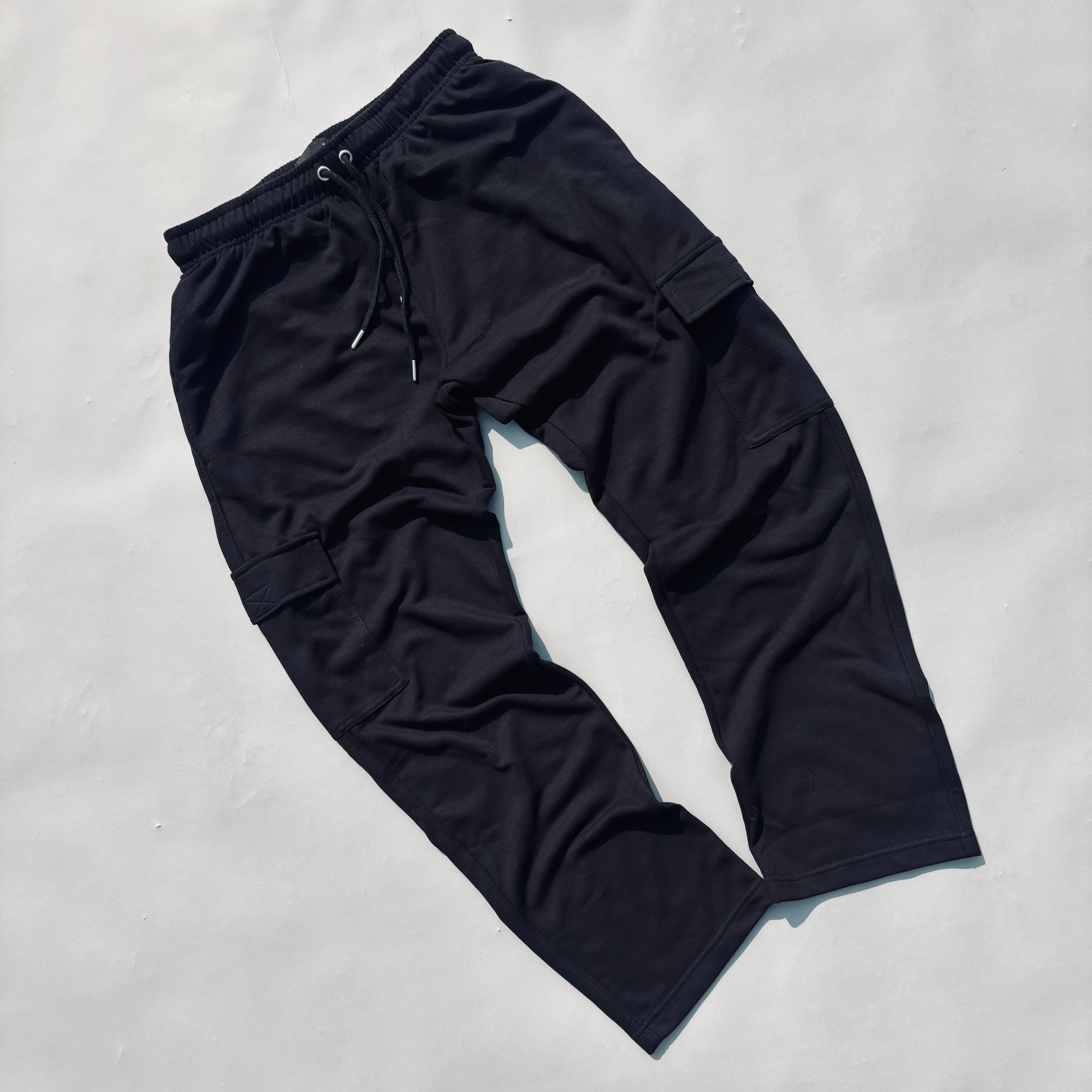 BLACK CARGO-PANT
