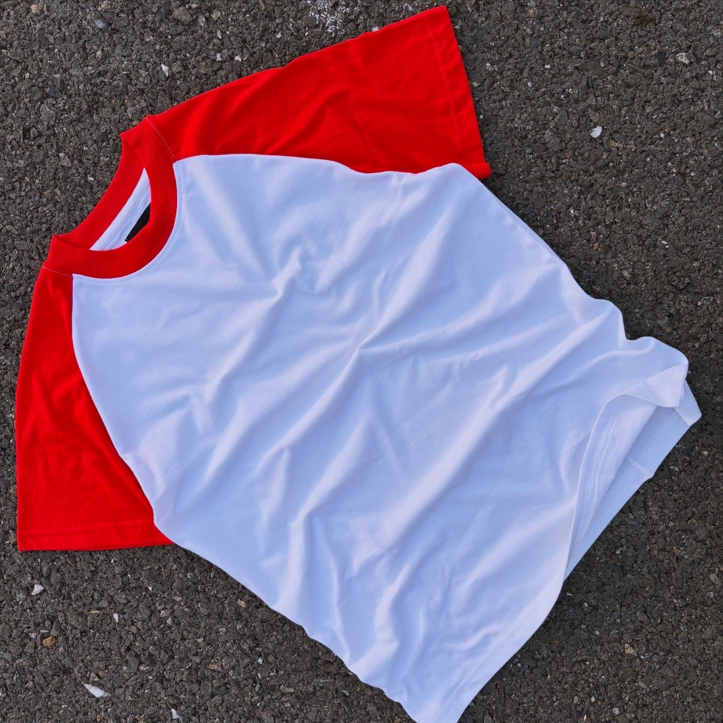 RED & WHITE HALF SLEEVE RAGLAN T-SHIRT
