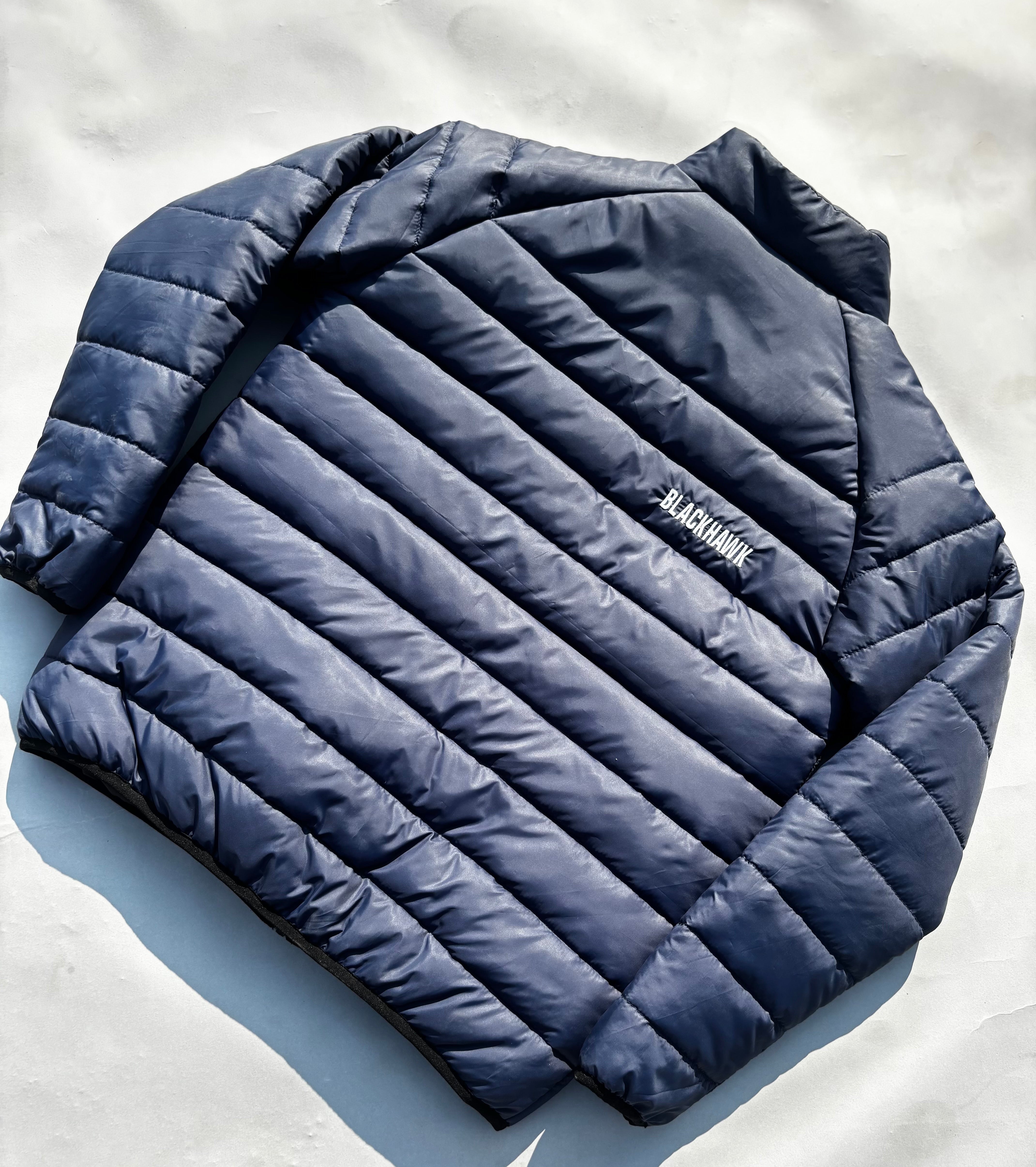 NAVY BLUE PUFFER JACKET