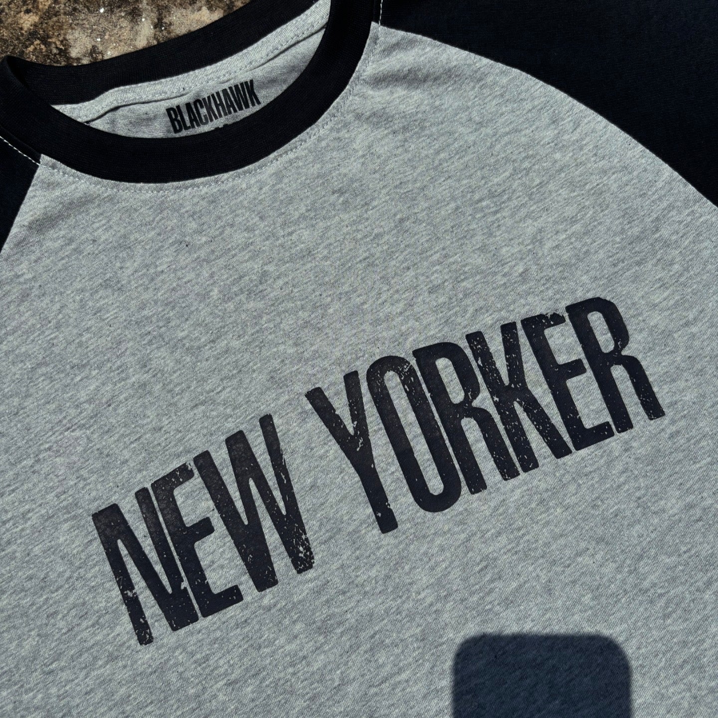NEW YORKER RAGLAN T-SHIRT