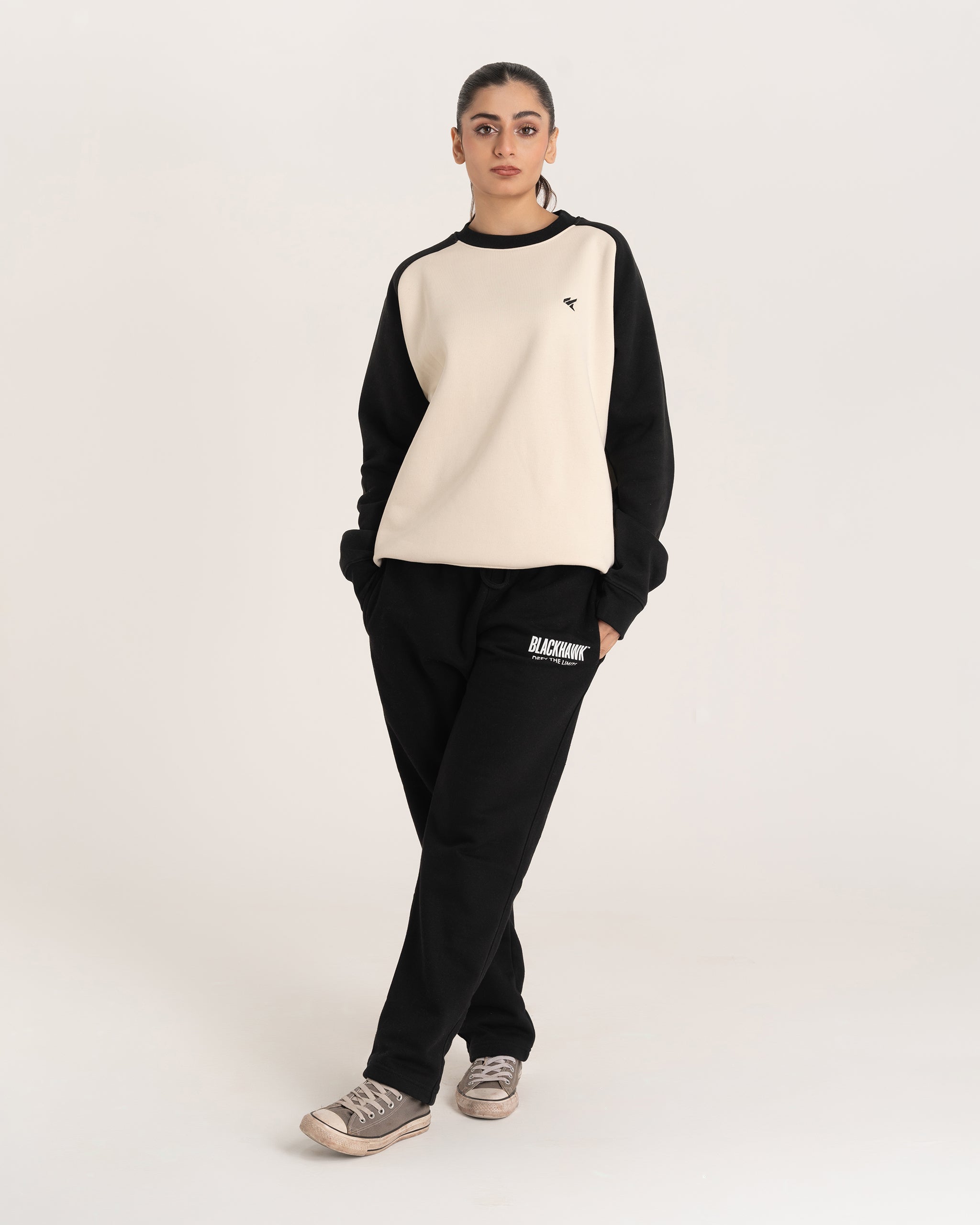 OFF WHITE / BLACK RAGLAN SWEATSHIRT