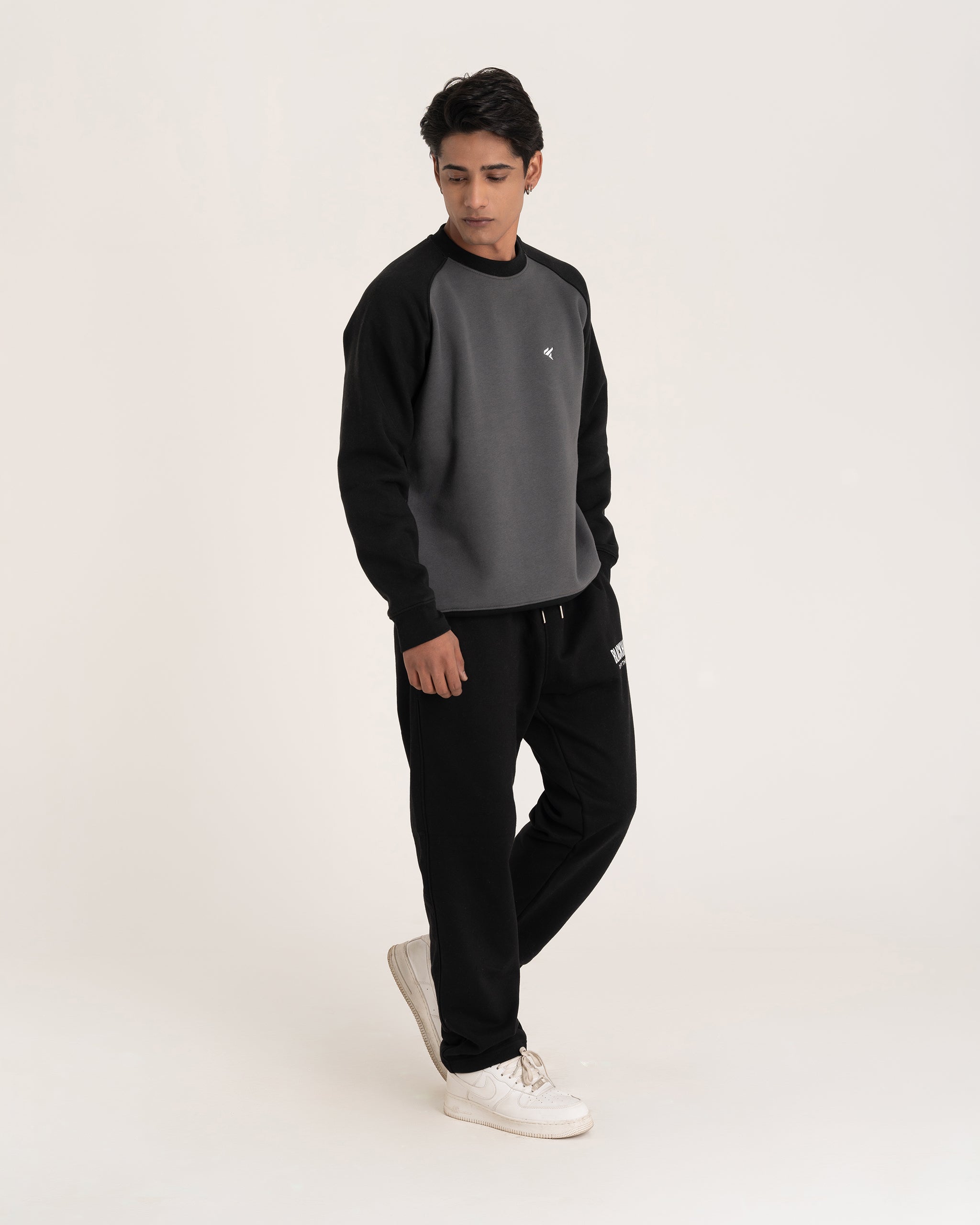 DARK GREY / BLACK RAGLAN SWEATSHIRT