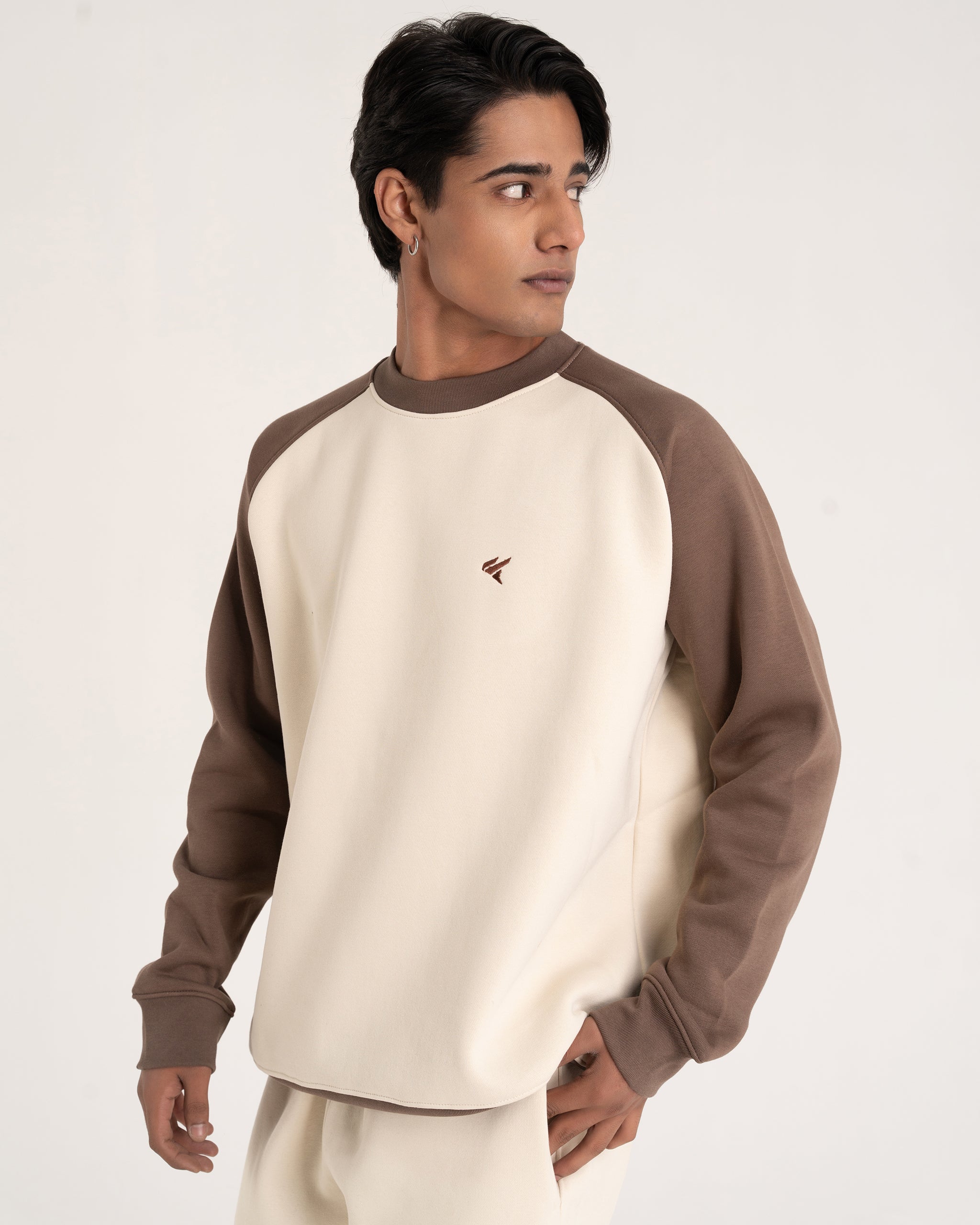 OFF WHITE / BROWN RAGLAN SWEATSHIRT