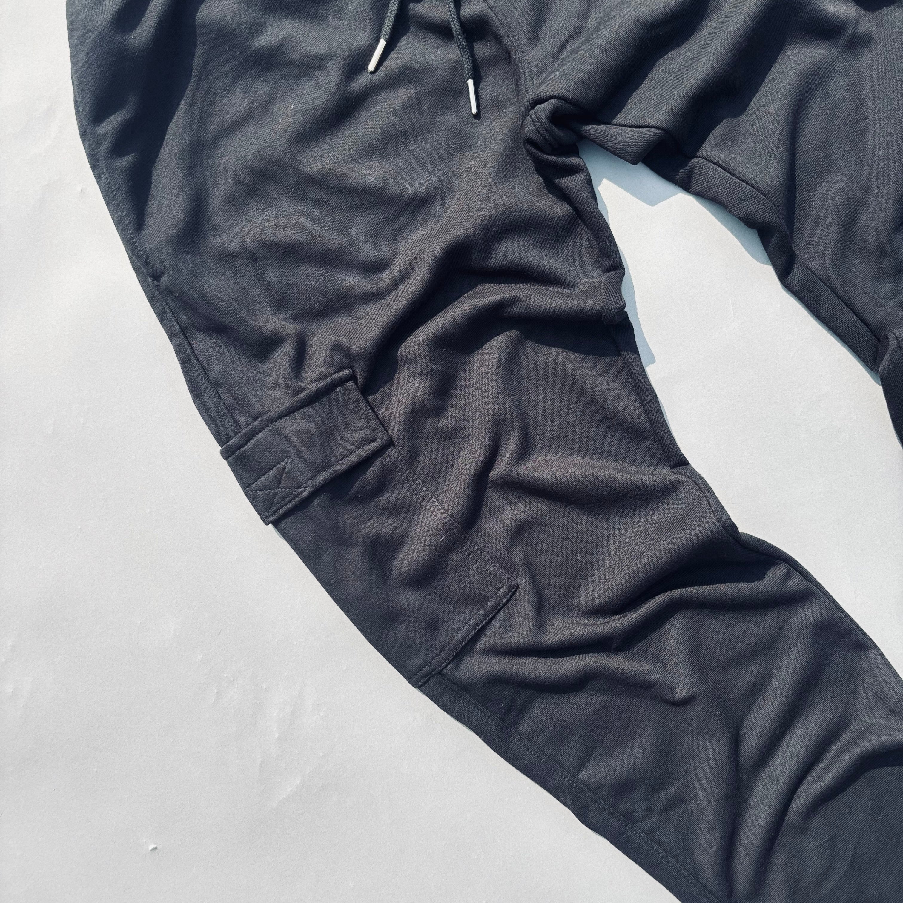 BLACK CARGO-PANT