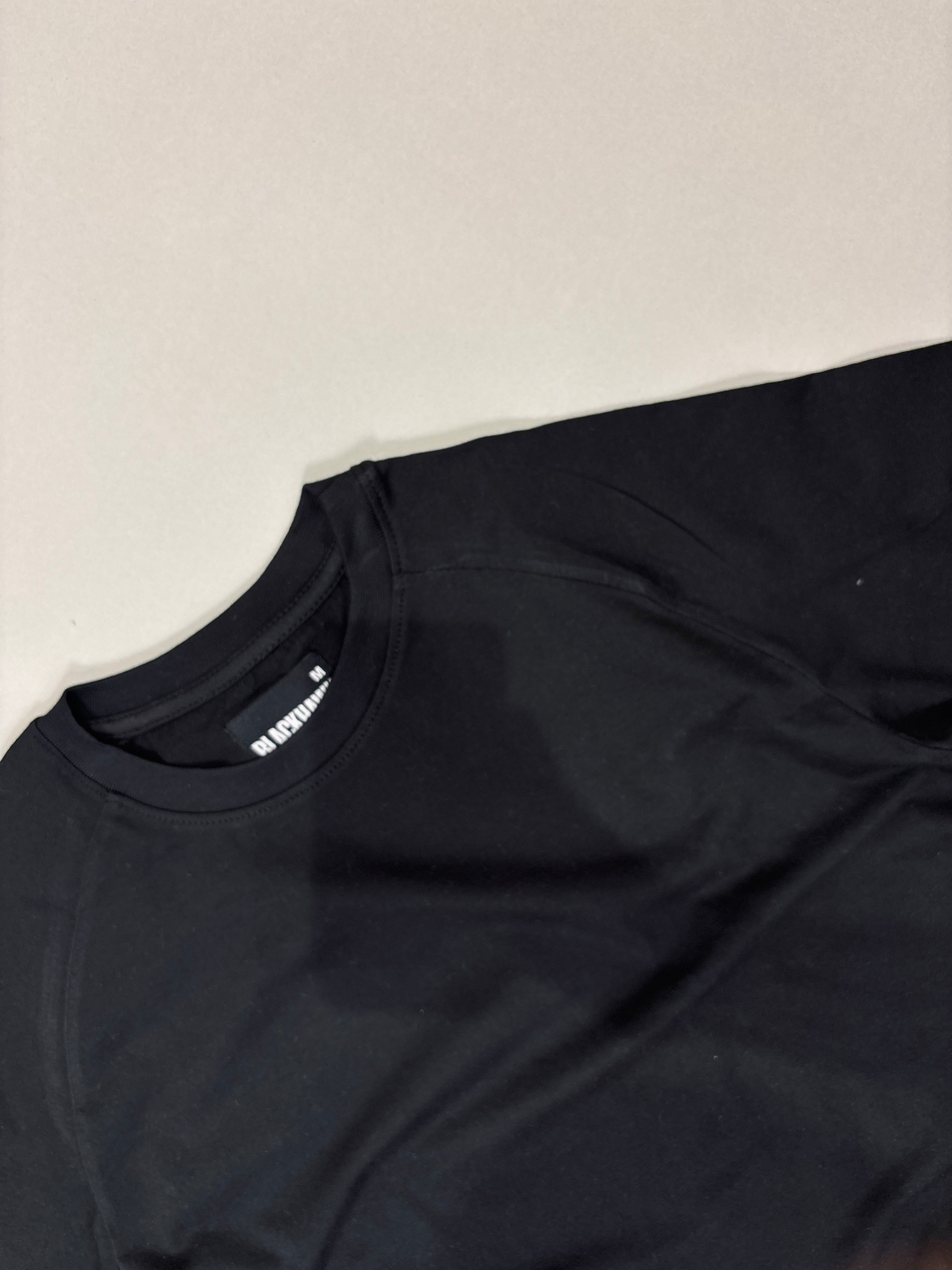BLACK RAGLAN SLIM FIT T-SHIRT