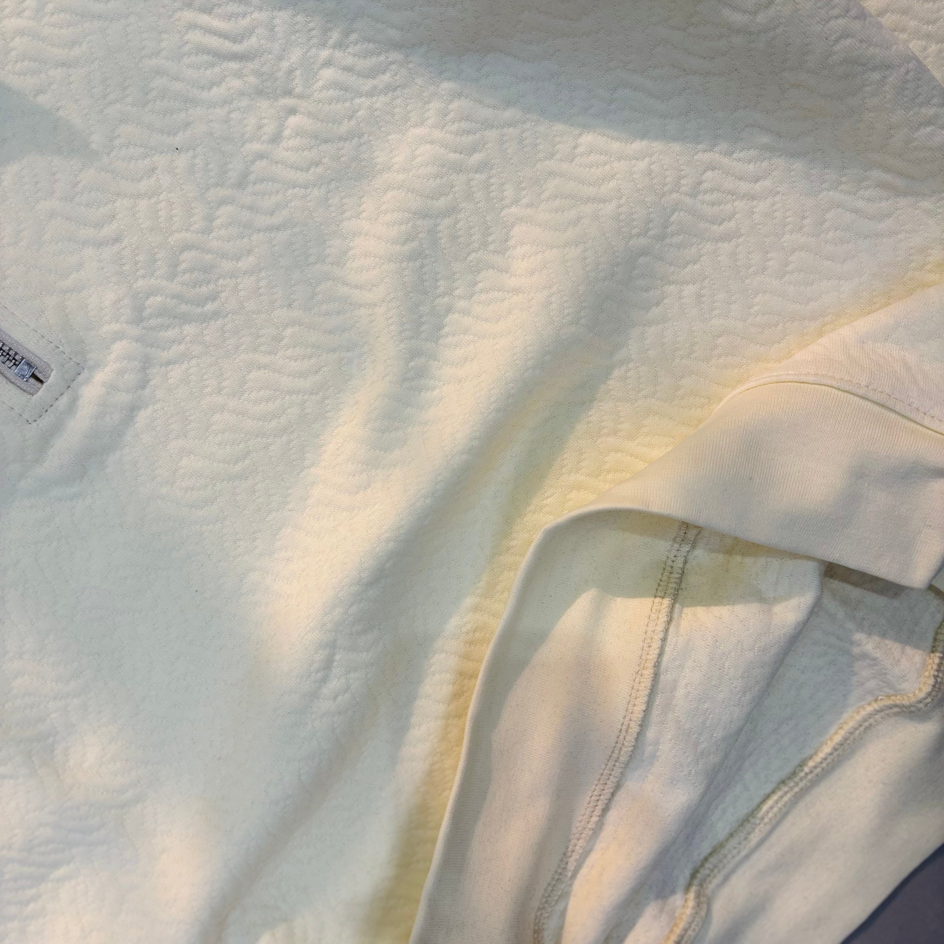 OFF WHITE QUARTER ZIPPER